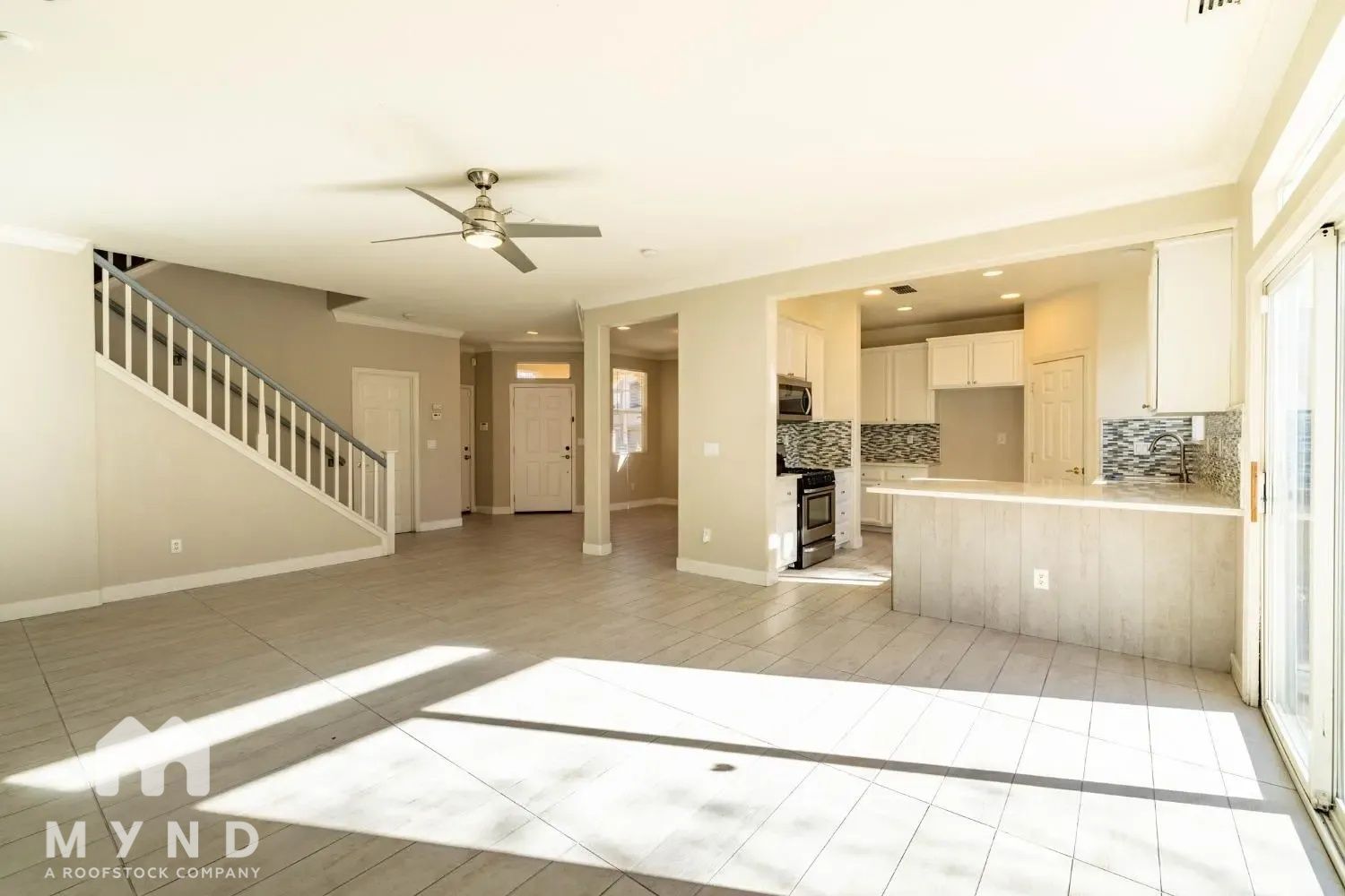 Building Photo - 5325 Dunlay Dr
