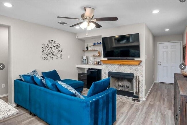 Building Photo - 19213 Zachary Taylor St