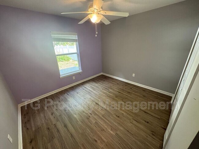 Building Photo - 86269 Venetian Ave