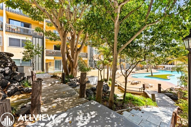 Building Photo - Newly Renovated 1 Bed / 1 Bath in Gated El Segundo Community – Pool, Gym, Parking & Prime Location