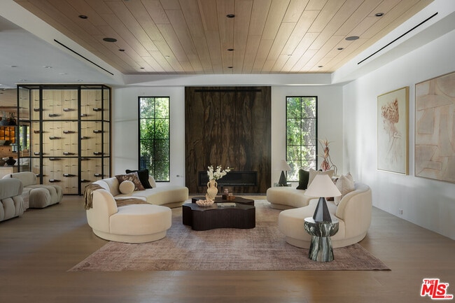 Building Photo - 23615 Long Valley Rd