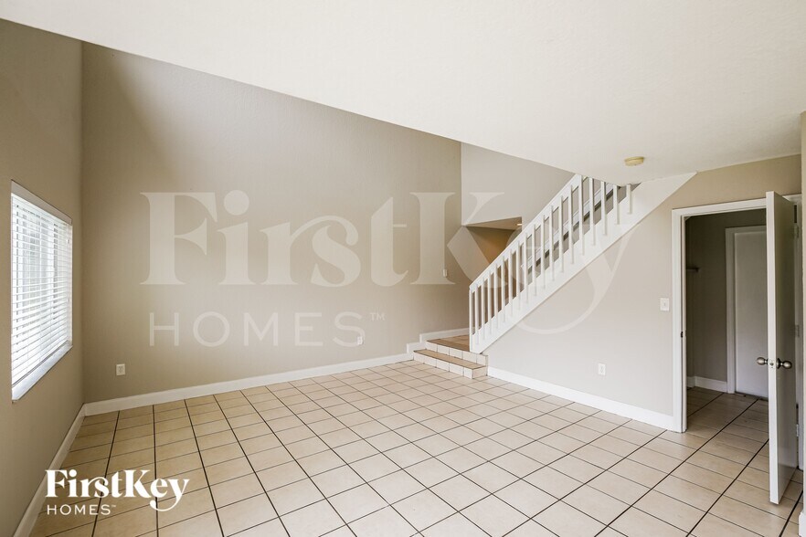Building Photo - 18050 SW 142nd Ct