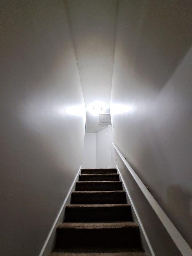 Building Photo - 7607 Pleasantville Way