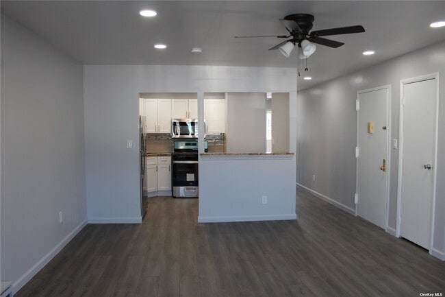 Building Photo - 8616 Avenue L