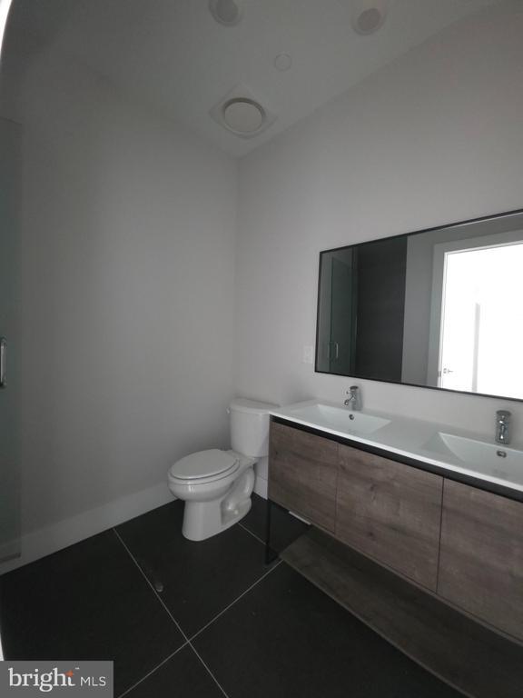 Building Photo - 3503 Midvale Ave