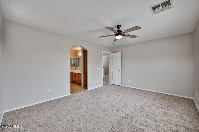 Building Photo - 22664 W Solano Dr