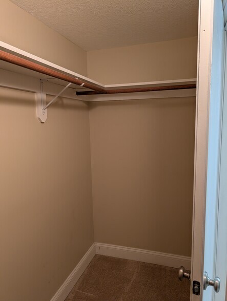 Building Photo - 4327 NW 53rd Ter