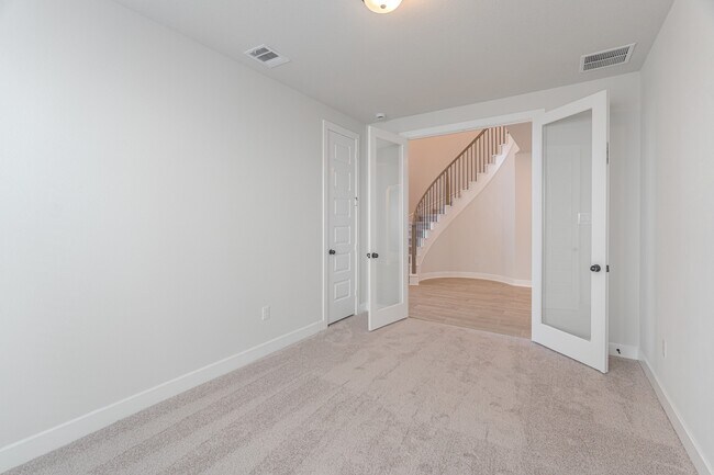 Building Photo - 119 Mockingbird Trails Dr