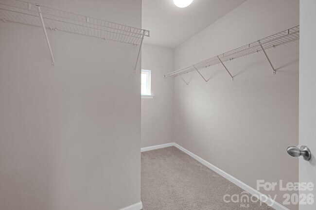 Building Photo - 132 Cherry Bark Dr