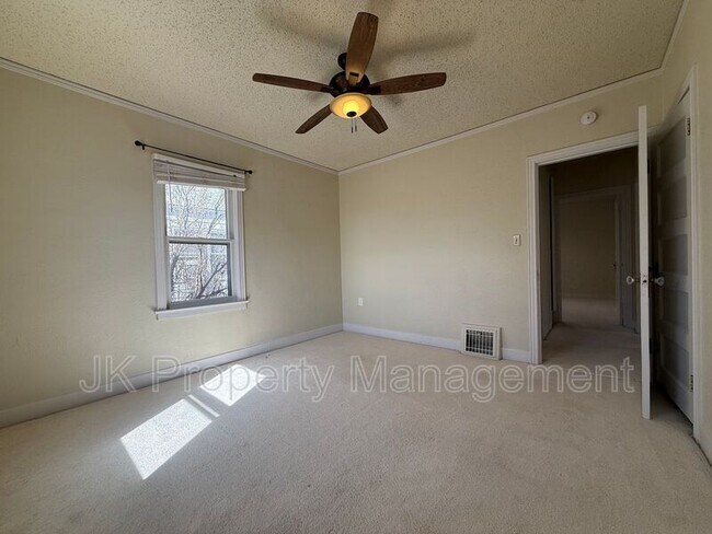 Building Photo - 2716 Central Ave