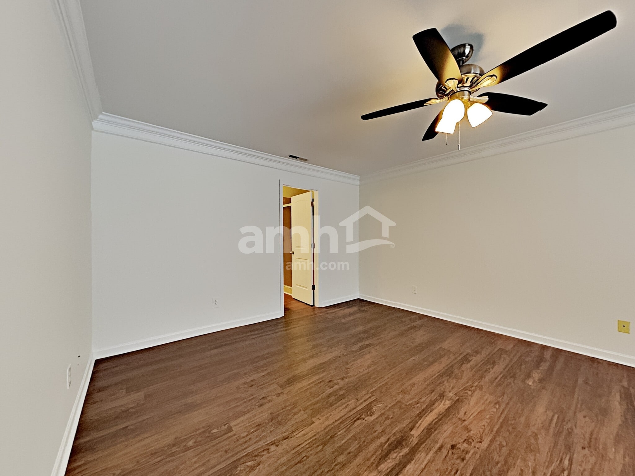 Building Photo - 3318 Diamond Ct