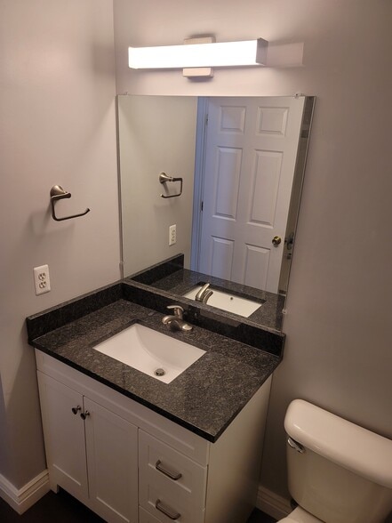 Building Photo - 46101 Allenton Dr
