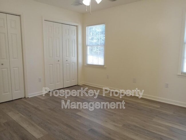 Building Photo - 4721 13th Ave
