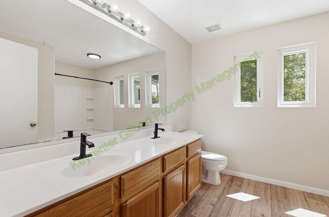 Building Photo - Beautiful Gilbert Home on a Corner Lot in Prime Location – Modern Comfort & Functional Living!