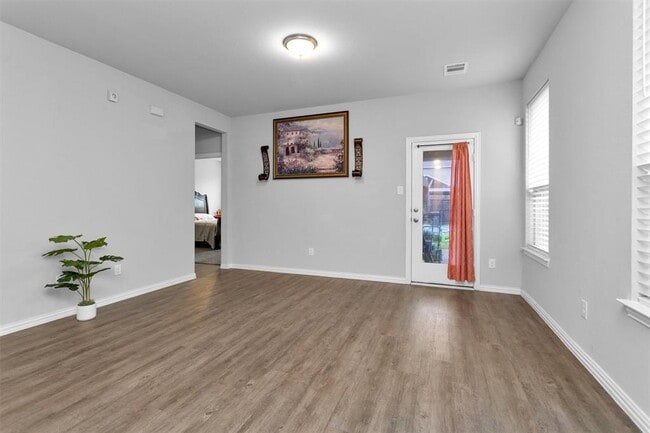 Building Photo - 107 Wedgewood Trce Ln