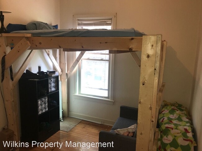 Building Photo - 1830 N Oakland Ave