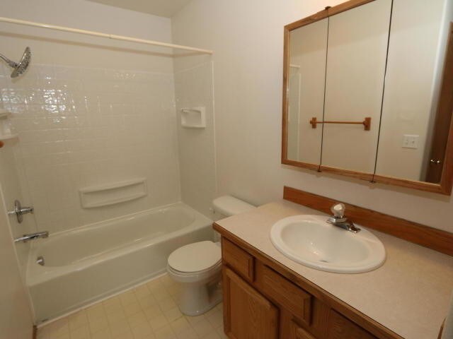 Building Photo - 2620 Easthaven Circle