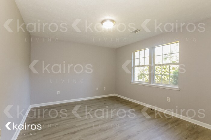 Building Photo - 155 Big Oak Cir