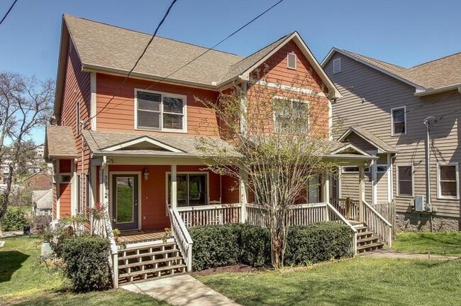 Building Photo - 3312B Elkins Ave