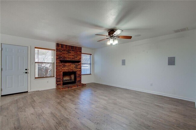 Building Photo - 7502 Montaque Dr