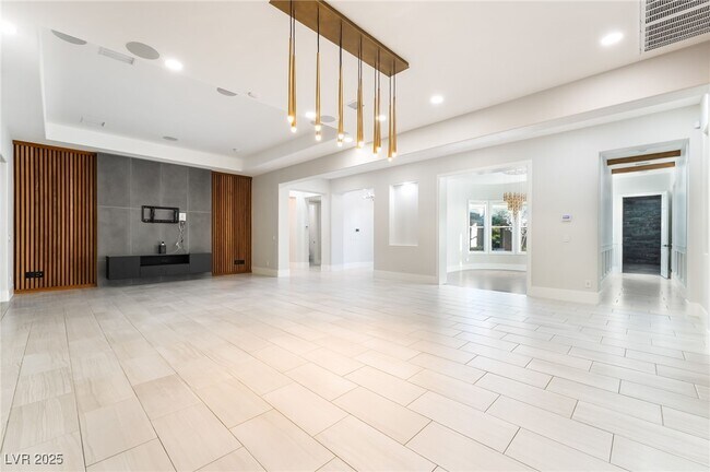 Building Photo - 72 Panorama Crest Ave