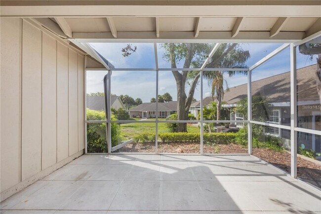 Building Photo - 1134 Villa Ln