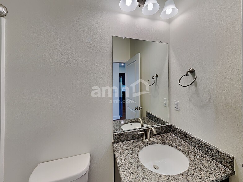 Building Photo - 4622 Reisswood Lp