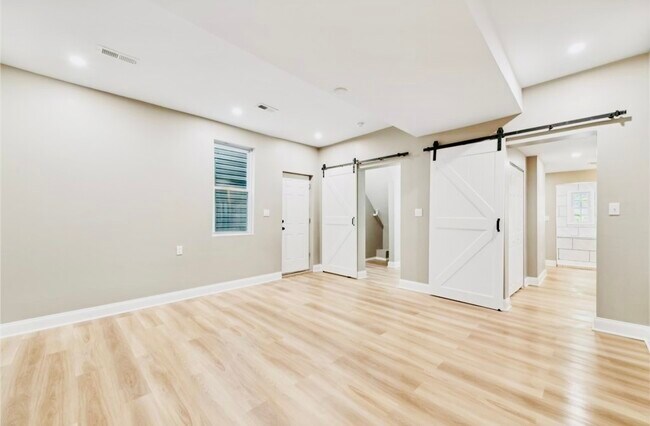 Building Photo - 3255 Josephine St