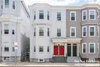 Building Photo - 164 L St