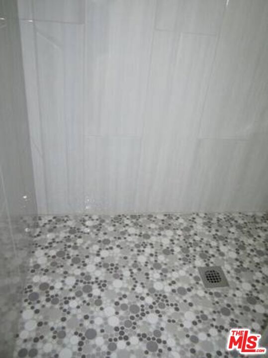 Building Photo - 6835 Lubao Ave