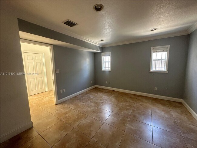 Building Photo - 7780 SW 28th St