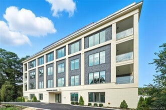 Building Photo - 402 Halstead Ave