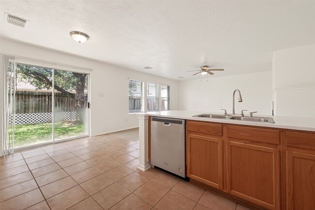 Building Photo - 3807 Brook Garden Ln