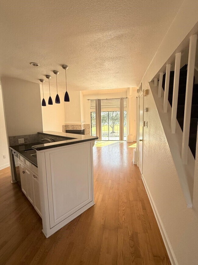 Building Photo - 8287 Sands Point Dr