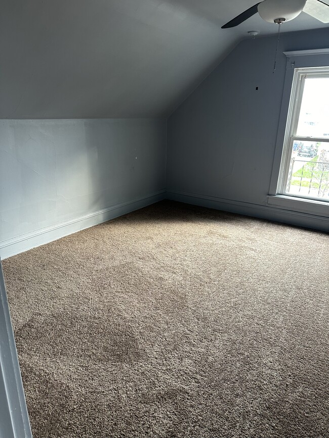 Bedroom 2 - 1924 Phillips Ave