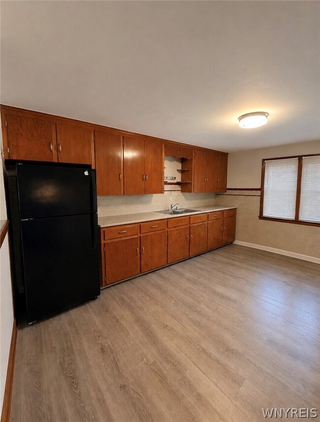 Building Photo - 207 Spaulding St