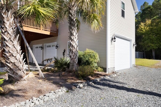 Building Photo - Fully furnished 1 bedroom 1 bath