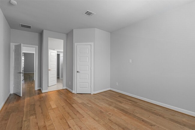 Building Photo - 11 Winter Thicket Pl