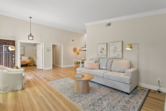 Building Photo - Beautiful Furnished Home in Seaside Villas Near Doheny Beach!