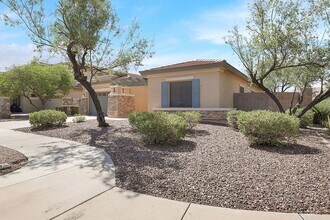 Building Photo - 18631 E Swan Dr