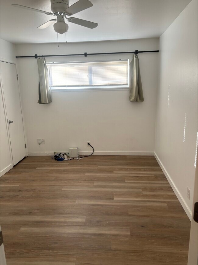 Bedroom - 1168 West Cir