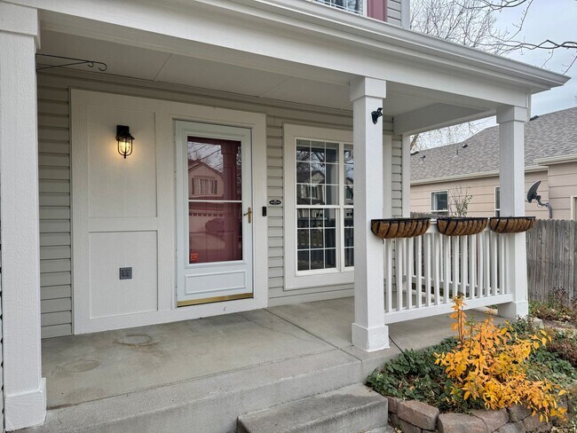 Building Photo - Beautiful & Updated 4 Bedroom / 3.5 Bath Home – Available Now!