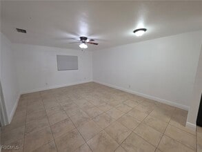 Building Photo - 573 Figuera Ave