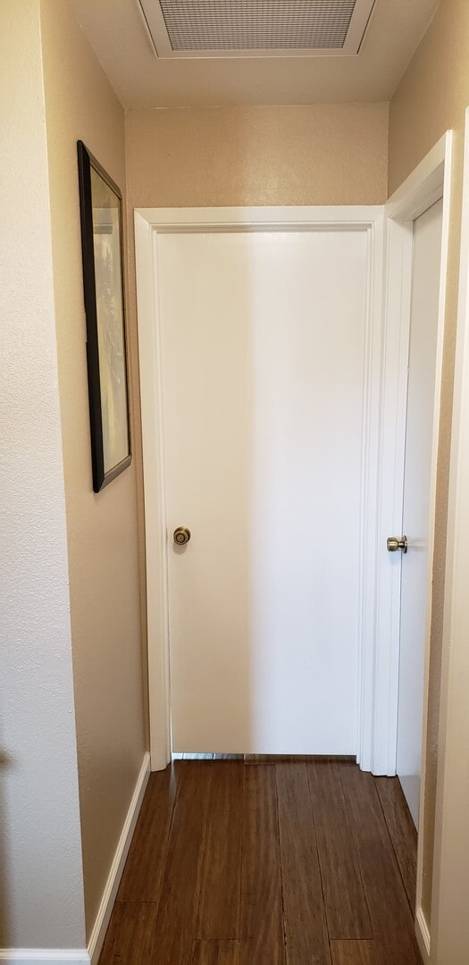 Building Photo - Excellent 3 Bed/2.5 Bath Mountain Shadows Town-home / Water Included, Co-Signor OK, Pets Considered