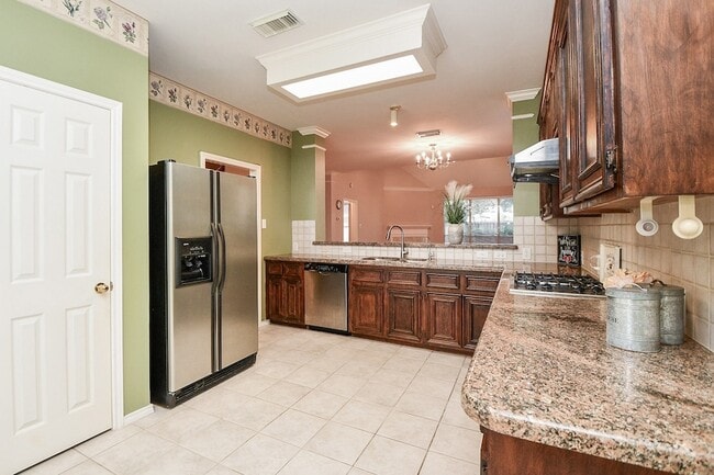 Building Photo - 4202 Creek Hollow Ln