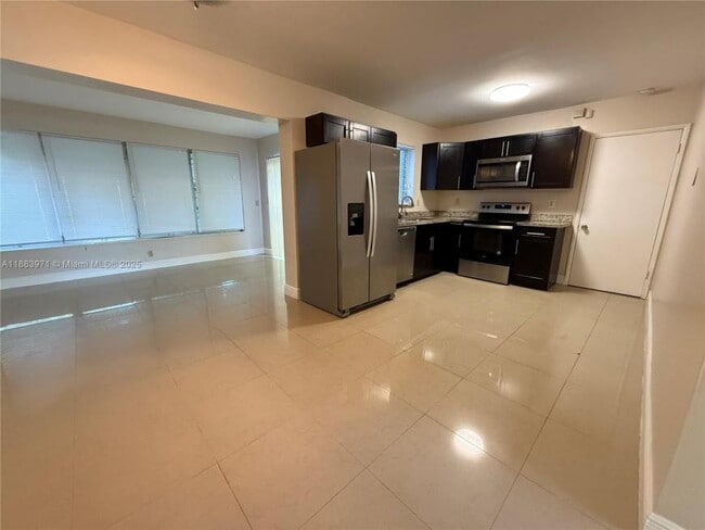 Building Photo - 3 bedroom in Miramar FL 33023