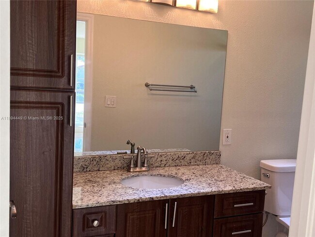 Building Photo - 2510 NW 116th Terrace