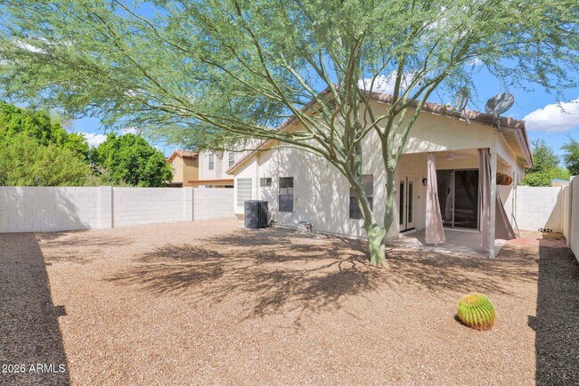 Building Photo - 3941 E Monona Dr