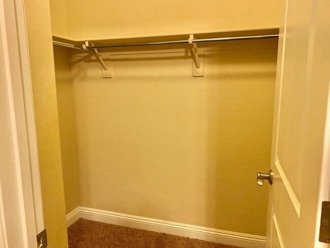 Building Photo - Summerlin South with Downstairs Master & C...