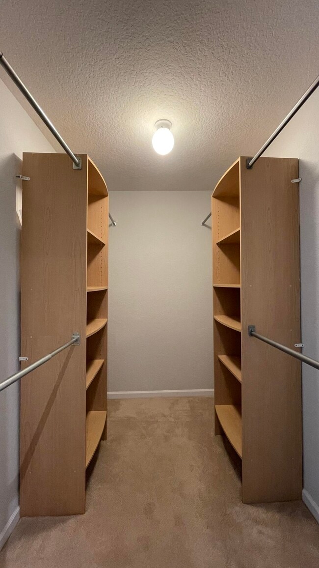 Building Photo - 6722 Duval Ave